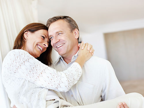 01-do-you-know-your-husband-happy-married-couple-lgn.jpg