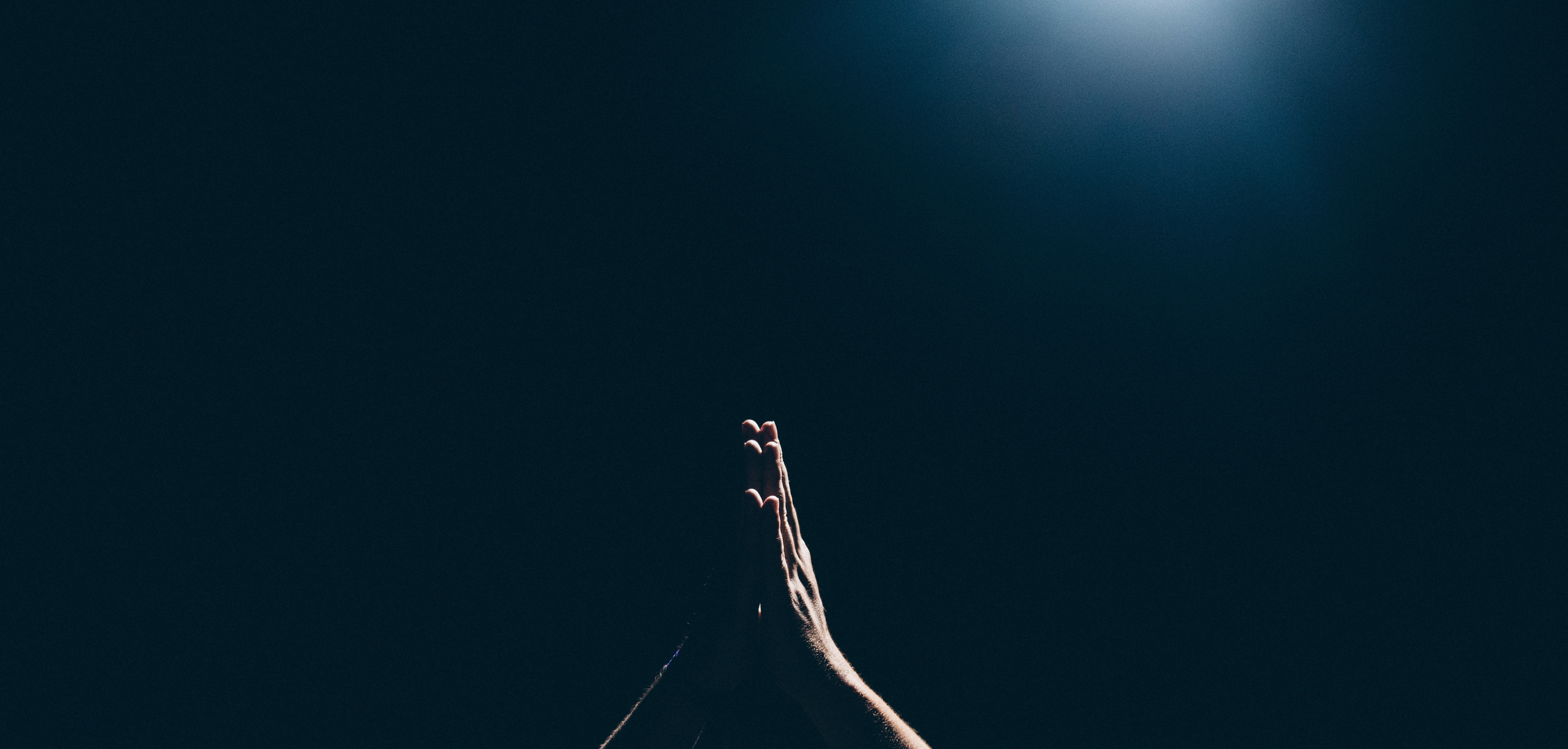 prayerlight_in_darkness.jpg